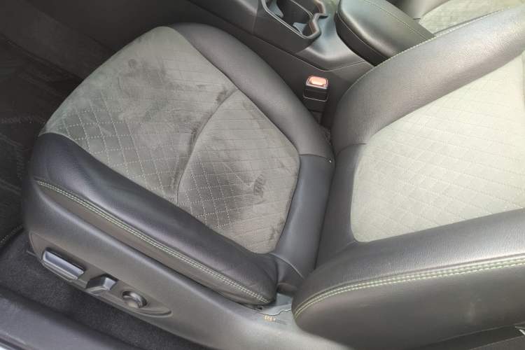 Used Toyota RAV4 2022 2.0L CVT Four-Wheel Drive Premium Edition