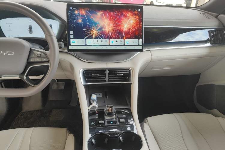 Used BYD Song PLUS New Energy 2025 EV Intelligent Driving Version 520km Premium Model