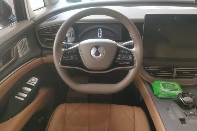 Used Denza D9 2022 DM-i 970 Four-Wheel Drive Prestige Model