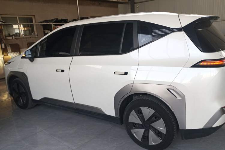 Used AION Y 2023 Younger
