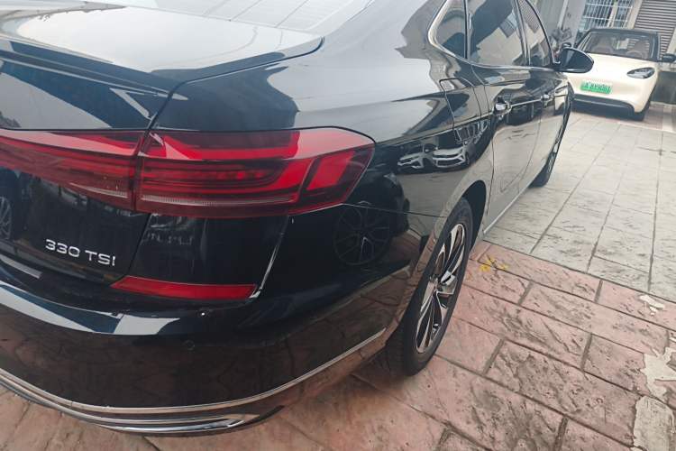 Used Volkswagen Passat 2023 330TSI Starry Elite Edition