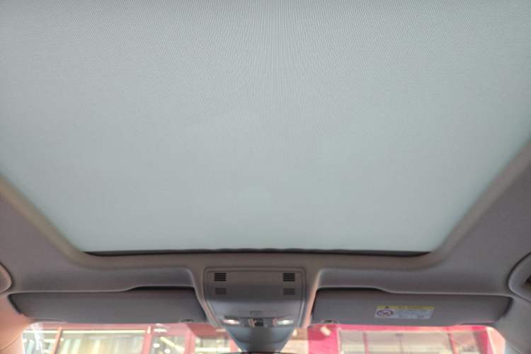 Used Volkswagen Tayron 2023 280TSI Two-Wheel-Drive Luxury Plus Advanced Version
