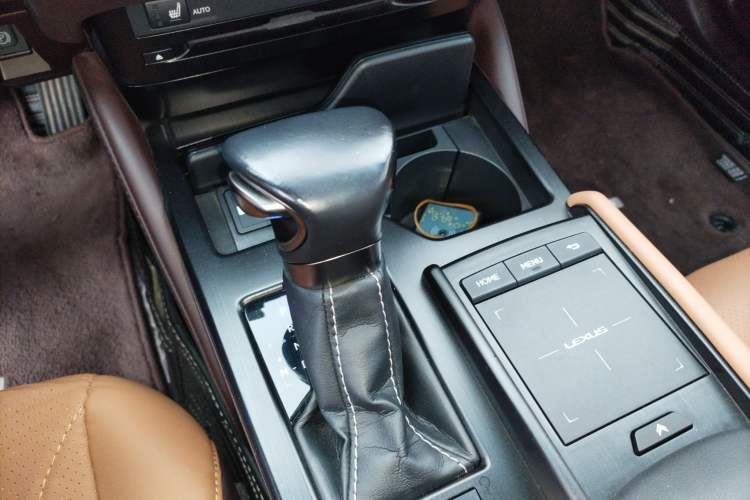 Used Lexus ES 2020 200 Excellence Edition
