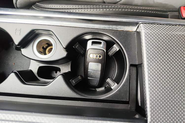 Used Audi A6L 2019 40 TFSI Luxury Dynamic Model
