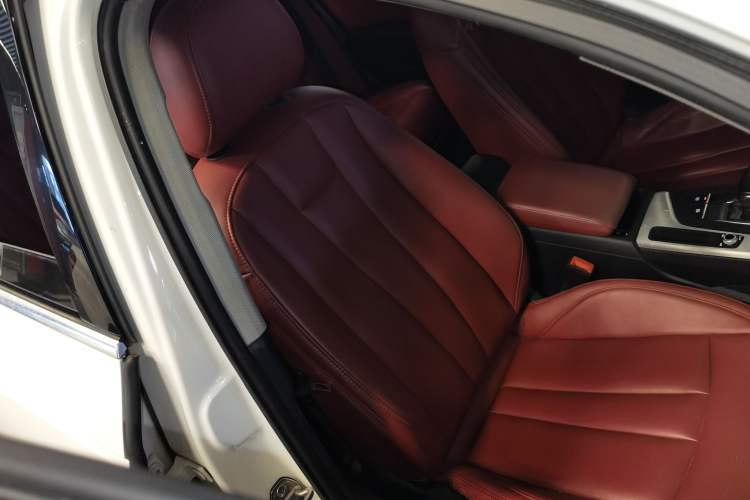 Used Audi A4L 2019 40 TFSI Fashion Edition China VI Emission Standard