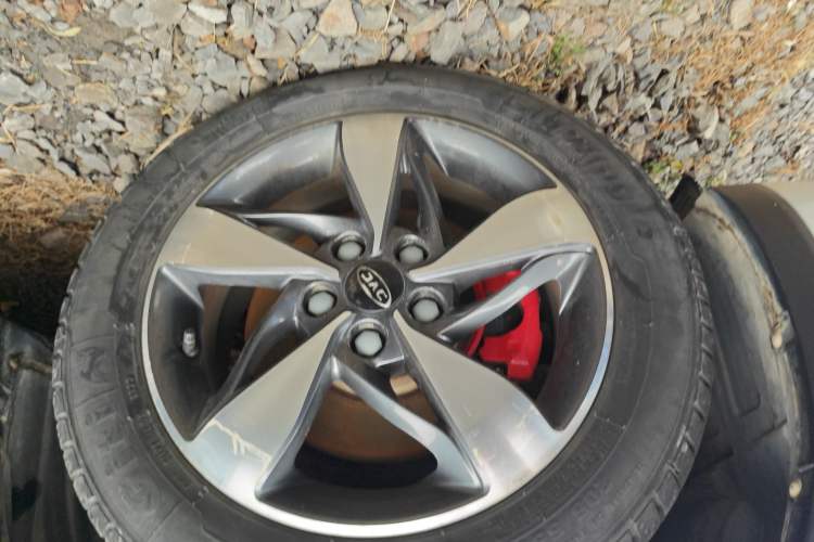 Used  Refine S3 2017 1.5L Manual Luxury Smart Model
