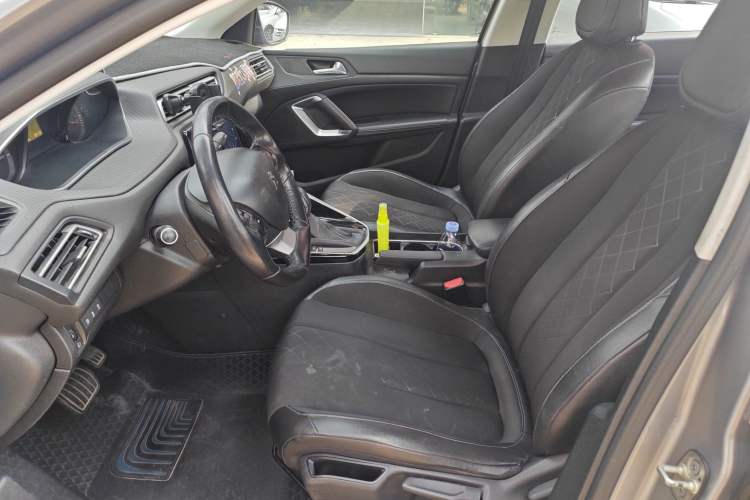 Used Peugeot 308 2016 1.6L Automatic Luxury Edition