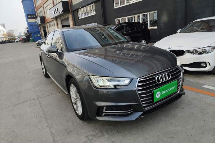 Used Audi A4L 2019 40 TFSI Ambition China VI
