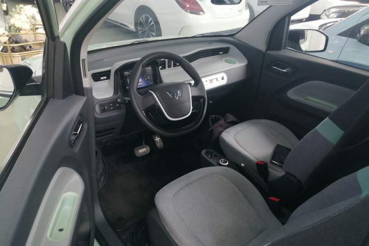 Used Wuling Hongguang MINIEV 2021 Macaron Premium Model – Lithium Iron Phosphate
