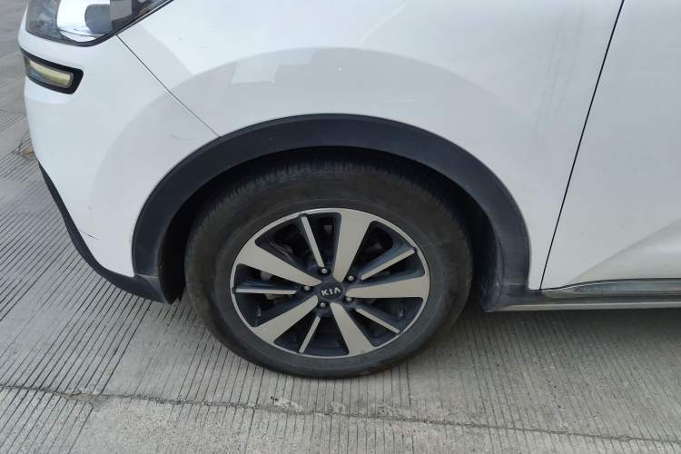 Used Kia KX3 2015 1.6T Automatic Two-Wheel Drive DLX
