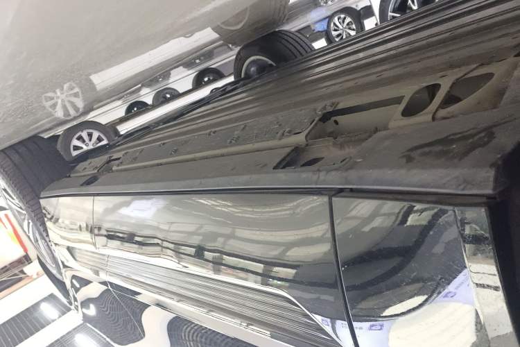 Used Cadillac LYRIQ 2022 Rear-Drive Long-Range Luxury Edition
