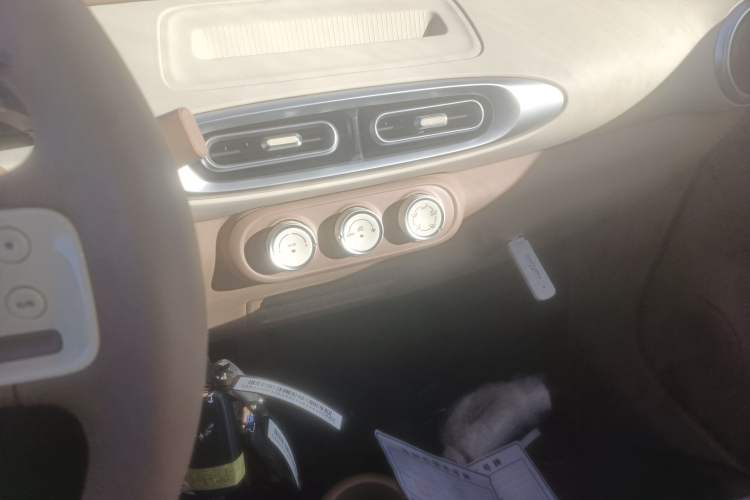 Used Wuling Hongguang MINIEV 2025 Four-Door Version Advanced Edition
