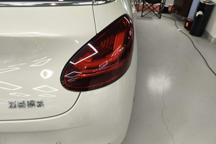 Used Wuling Bingo 2023 333 km Lingxi Connected+ Version
