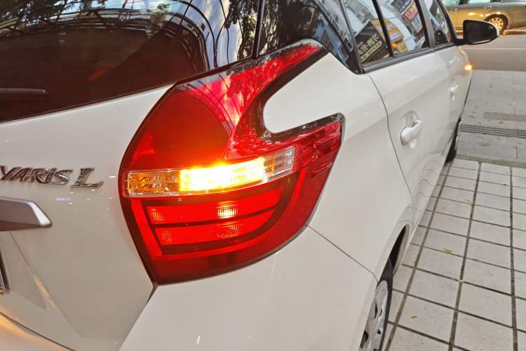 Used Toyota YARiS L 2020 1.5L CVT Leading Edition
