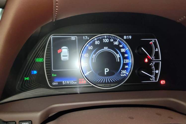 Used Lexus ES 2020 300h Deluxe Edition