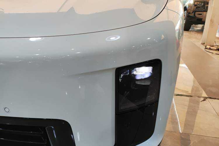 Used Li Auto Li Auto i8 2025 Standard Edition