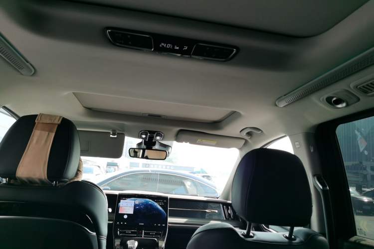 Used GAC Trumpchi M8 2024 Master Series Super Hybrid Edition