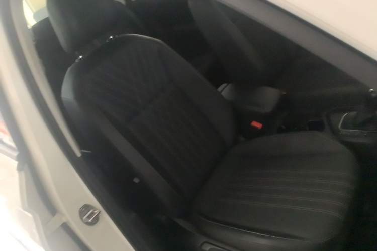 Used Volkswagen Tiguan L 2022 330TSI Automatic Two-Wheel Drive Comfort Edition
