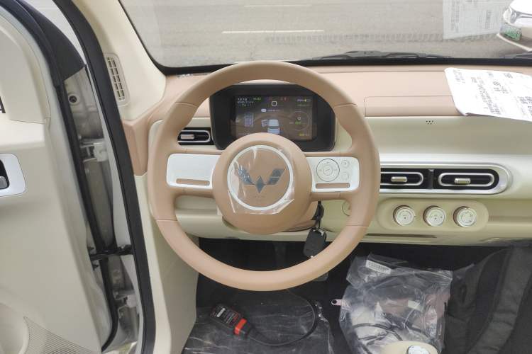 Used Wuling Hongguang MINIEV 2024 3rd Generation 215km Youth Edition