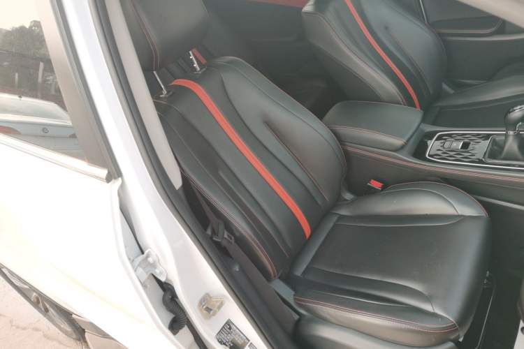 Used Dongfeng Fengon 580 2021 Revised ☆ Star Edition 1.5T Manual Luxury Version