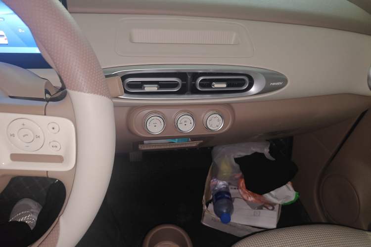 Used Wuling Hongguang MINIEV 2025 Four-Door Version Advanced Edition
