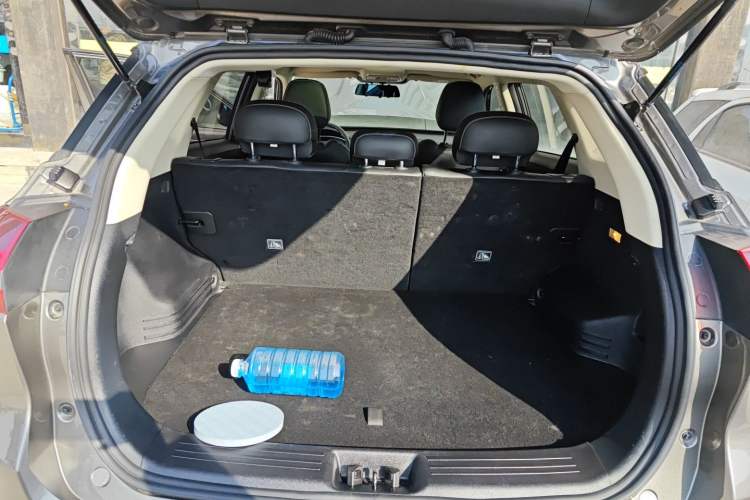 Used Geely Auto Emgrand X7 Sport 2021 Million Edition 1.8TD DCT Two-Wheel Drive Comfort Model
