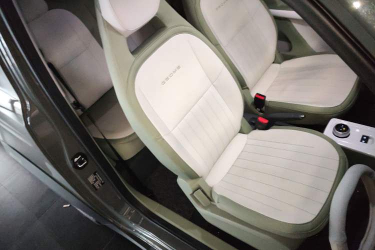 Used Geely Galaxy Panda 2025 210km Panda Rider
