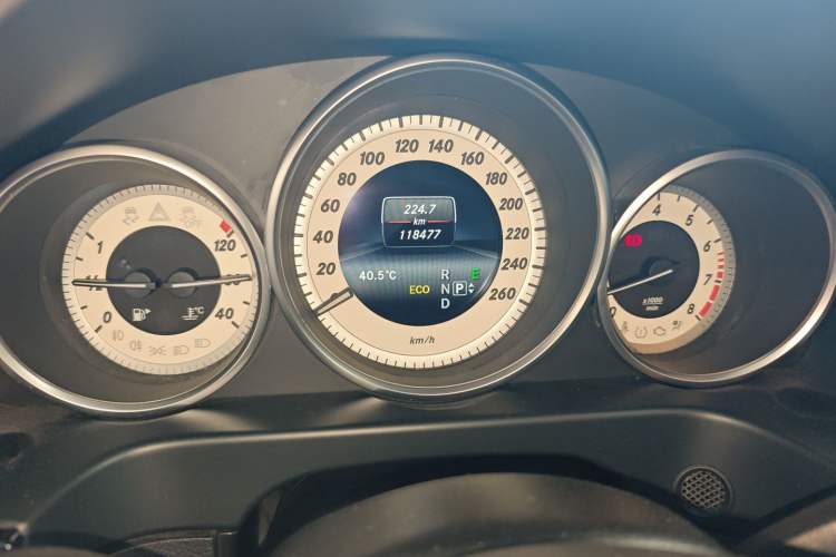 Used Mercedes-Benz E-Class 2015 E 200 L Sport Edition
