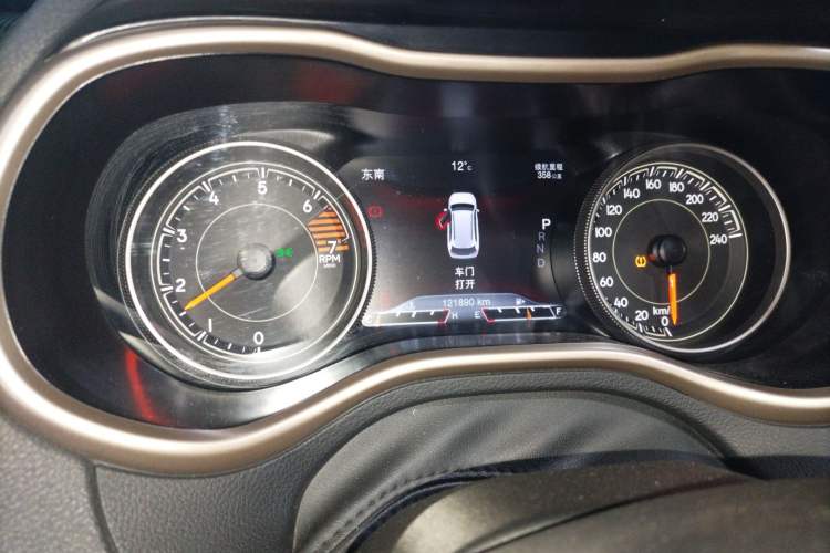 Used  Cherokee 2016 2.4L Superior Edition