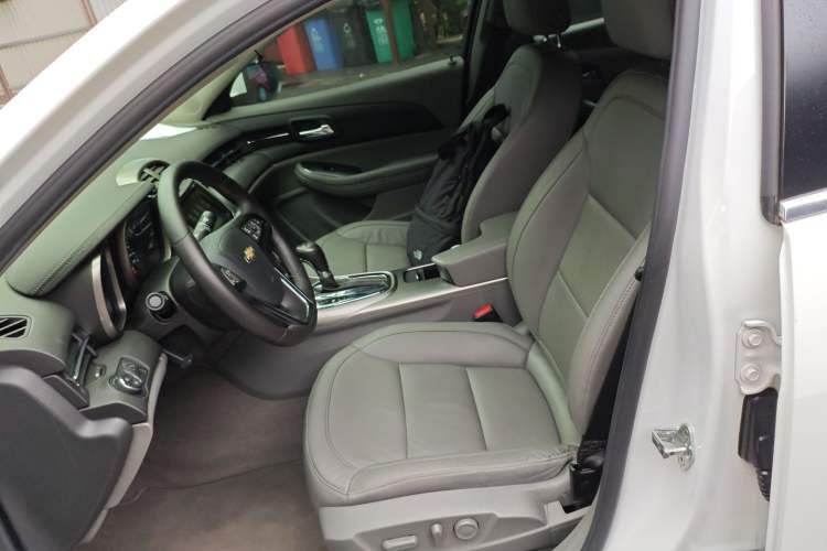 Used Chevrolet Malibu 2014 2.0L Automatic Luxury Edition
