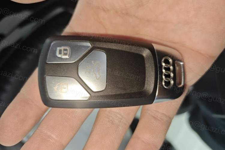 Used Audi Q5L 2024 40 TFSI Fashion Dynamic Model