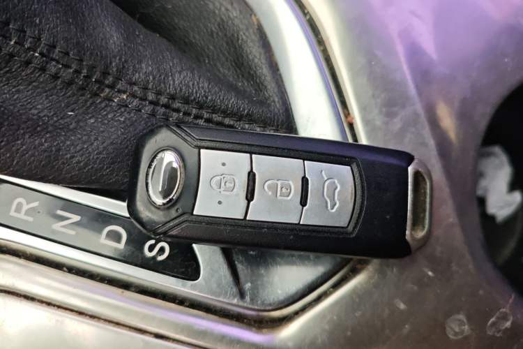 Used GAC Trumpchi GS4 2015 200T G-DCT Luxury Edition
