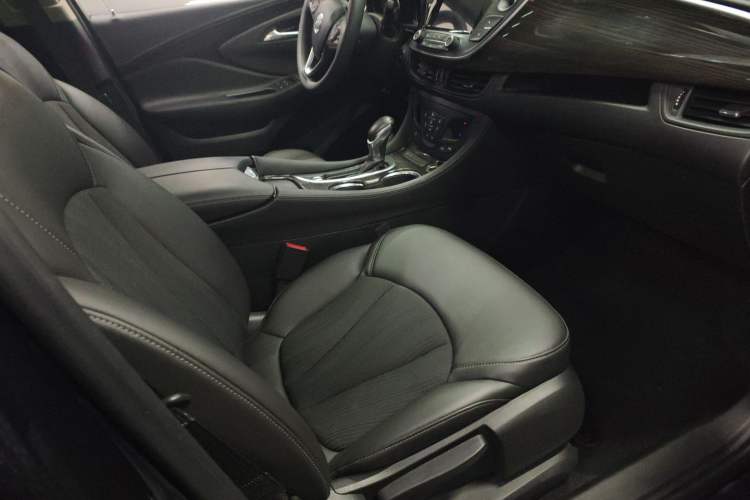 Used Buick Envision 2020 20T Two-Wheel Drive Leading Version