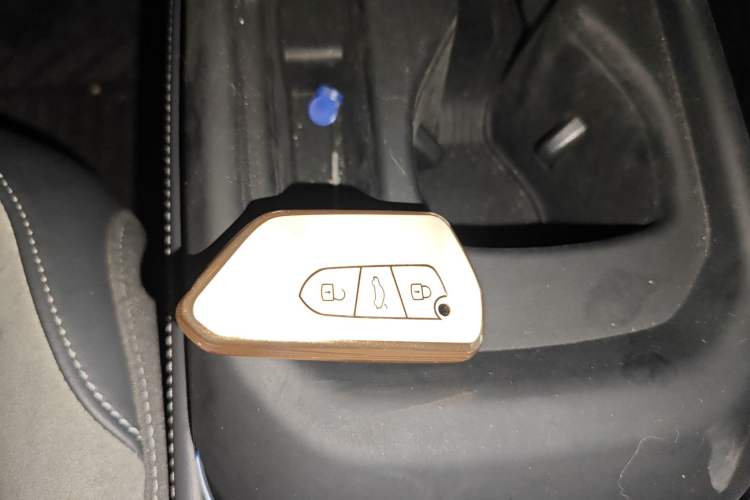 Used Volkswagen ID.4 CROZZ 2021 Long-Range Lite PRO Two-Wheel Drive Version