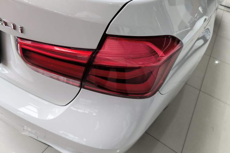 Used BMW 3 Series 2017 320i M Sport
