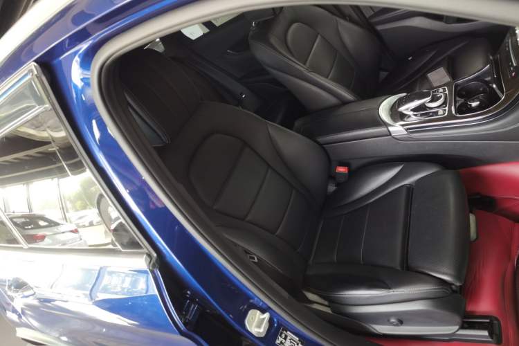 Used Mercedes-Benz GLC 2016 GLC 260 4MATIC Dynamic Edition
