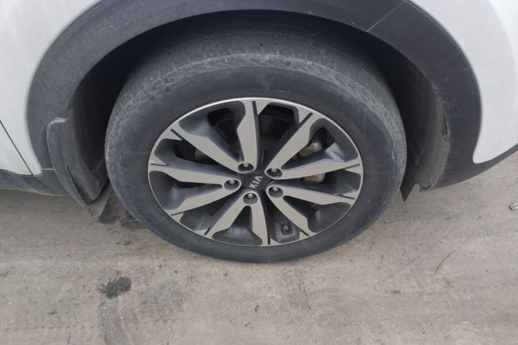 Used Kia KX5 2017 1.6T Automatic Two-Wheel Drive 15th Anniversary Special Edition DLX
