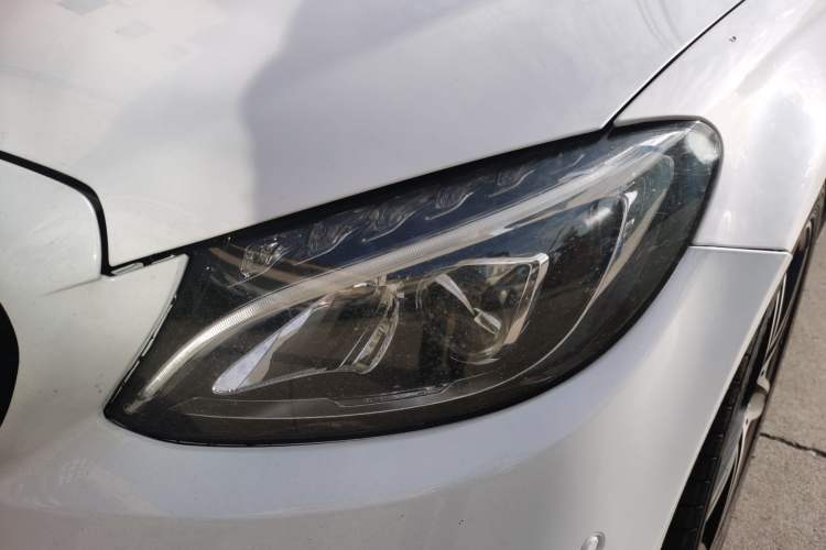 Used Mercedes-Benz C-Class 2015 C 200 station wagon
