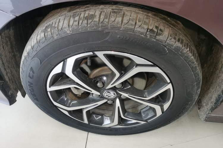 Used MG 5 2021 180 DVVT CVT Youth Luxury Edition