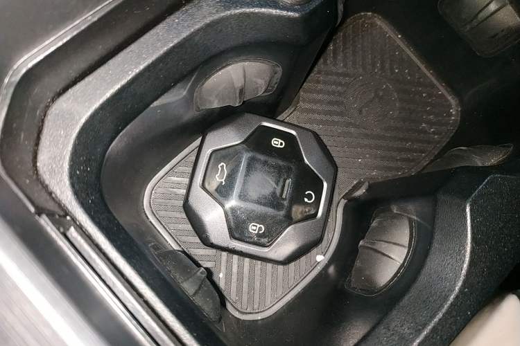 Used JETOUR Traveler 2023 2.0T All-Wheel Drive CrossPRO+