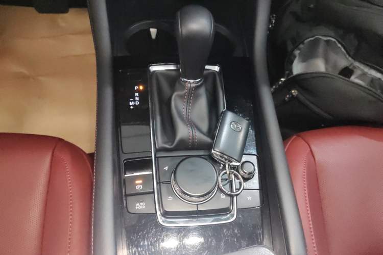 Used Mazda Mazda 3 Axela 2022 2.0L Automatic Zhi Rui Obsidian Edition
