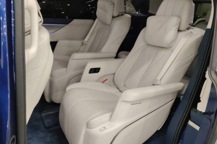 Used Buick GL8 New Energy 2024 Lu Zun Luxury Edition 6-Seater
