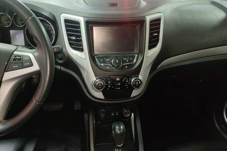 Used Changan CS35 2016 1.6L Automatic Luxury Model China V Standard
