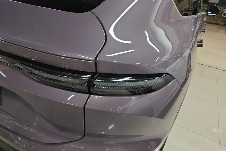 Used Nio EC6 2024 75 kWh
