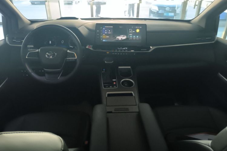 Used Toyota Granvia 2024 2.5L Hybrid Prestige PLUS Four-Wheel Drive Version
