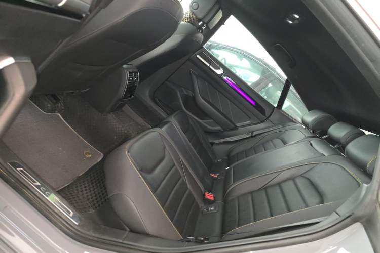 Used Volkswagen FAW-Volkswagen CC 2023 380TSI Striking Edition
