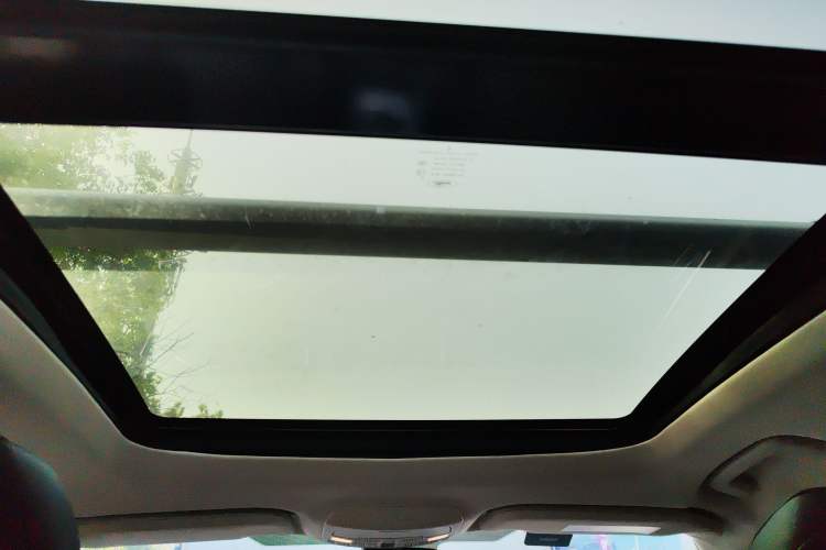 Used Ford Edge 2018 EcoBoost 245 Two-Wheel-Drive Titanium 7-Seater China V Standard
