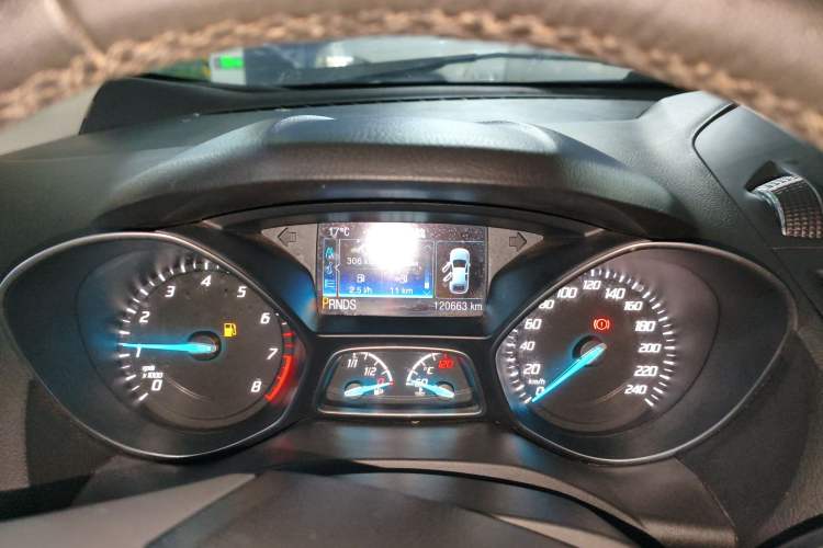 Used Ford Kuga 2013 2.0L GTDi Four-Wheel-Drive Elite Model