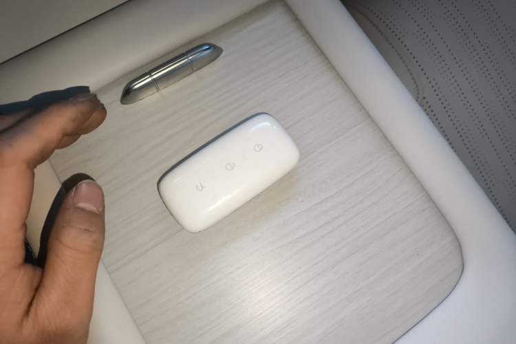 Used  L7 2023 1.5T 115 km Starship
