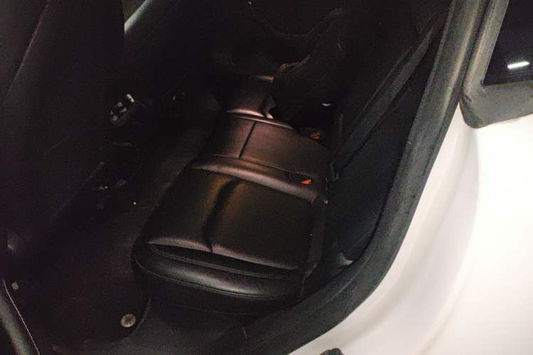 Used Tesla Model Y 2022 Rear-Wheel-Drive Version
